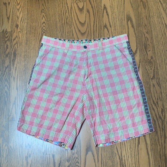 Robert Graham Men’s Pink and Yellow Plaid Shorts - Picture 1 of 10